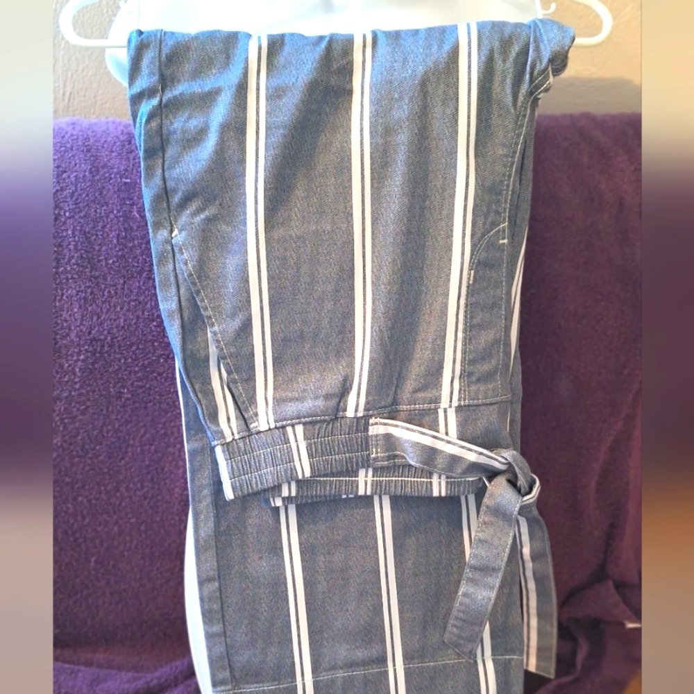 🦋Wide leg Levis pants🦋